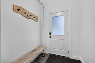 The 1883 Century Flat Suite - 3