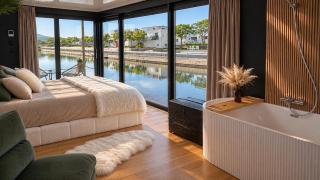 Suite romantique sur l'eau - Sauna, Rooftop, Bain - 4