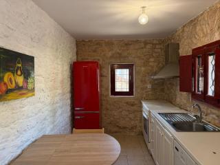 Roula's Stone Loft Villa & Pool Near Polylimnio - 1