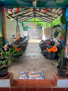 Lazy Crab Hostel - 2
