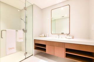 Modern 3BR with Maids Room - Luxe Seaside Retreat - 6