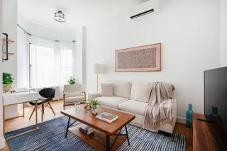 Prime UWS 2 Bedrooms Doorman Newly Furnished - 9