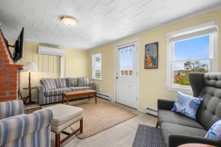 East Sandwich Beachfront Retreat - 7