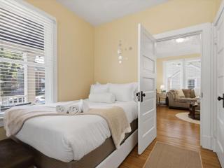 Charming Del Ray Home Near Old Town & METRO-rail - 7
