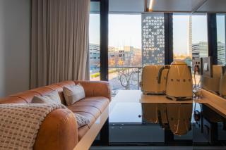 Cheche Luxury Apartment - Elipse Waterfall City - 0