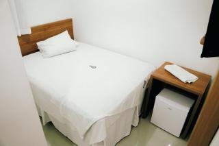 Bara's Hotel - 9