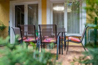 Spacious and Stylish 2BDRM near Tokuda Hospital - 5
