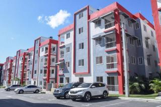 Apt 5 Stars, AC, WiFI, Free Parking, under Haina RD - 4
