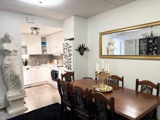HHH Helsinki cosy central stay, free parking in 600 meters - 0