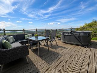The Coach House & The Stables Yorkshire Peak District With and without hot tub options - 1