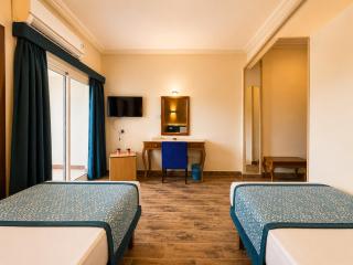 Saint George Hotel Cairo near The Zoo - 2