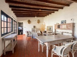 Única casa grande céntrica - 4