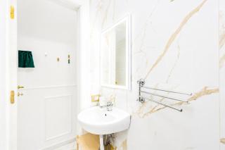 Valery Luxury Apartment Centro Storico - 5