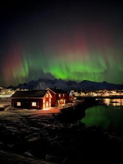 Astra Village - Waterfront Rorbu Cabins in Lofoten - 8