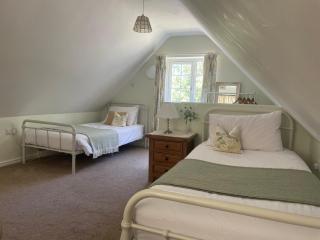 Breach Lodge - Bonvilston - 4