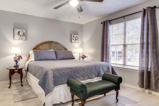 2 Mi to Texas Tech: Pet-Friendly Home, Fenced Yard - 2