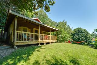 3 Mi to Hiking & Beaches: Rustic Maine Cabin - 0