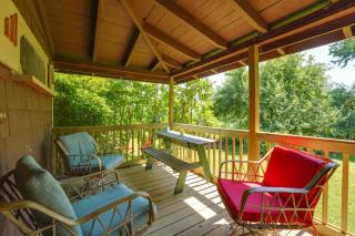 3 Mi to Hiking & Beaches: Rustic Maine Cabin - 9