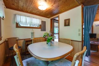 3 Mi to Hiking & Beaches: Rustic Maine Cabin - 2