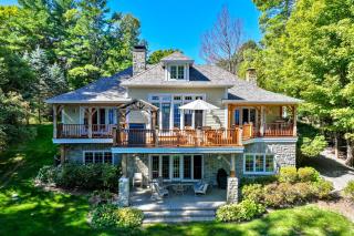 Spectacular Views! Luxe Lakefront Gem in Willsboro - 0