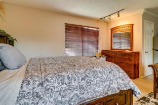 Shared Game Area! Tomball Apt 7 Mi to Downtown - 1