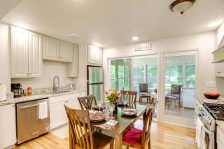 Explore Oberlin! Home 1 Mi to Main Street & Campus - 9