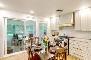 Explore Oberlin! Home 1 Mi to Main Street & Campus - 4