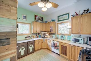 Peaceful 4 Acre Farm Stay Near Cuyahoga Valley NP - 5