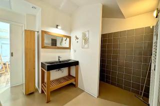 Maison Loft atypique - Jacuzzi clim et jardin - 9