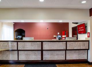 Red Roof Inn & Suites Middletown - Franklin - 1