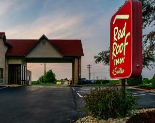 Red Roof Inn & Suites Middletown - Franklin - 0