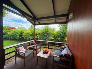 Papara Bungalow, sea access, golf, Taharuu surfing - 3
