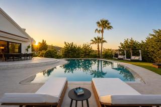 Gregorys Private Luxury Villa with Heated Pool & Gardens - 7