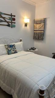 Los Patos Waterfront Private Suites - 2