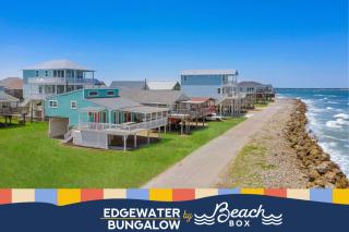 Beachfront Home with Unrivaled Views of the Ocean - 0