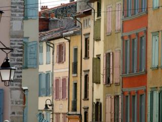 Appartement au cÅur du Puy-en-Velay - FR-1-582-75 - 2