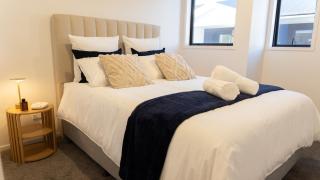 Urban Escape Modern 1BR with Spa, Sauna & Cold Plunge - 0