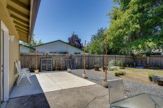 3 Mi Dtwn! Eugene Family Retreat w/ Yard & Patio - 9