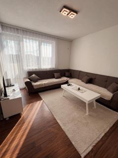 Cozy Stay in the Heart of Gjakova - 5