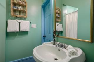 Charming Savannah Duplex Courtyard Parking - Savannah - 2