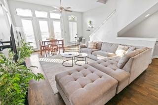 Modern 3BR Near DT NRG & FIFA I Rooftop Garage - 9