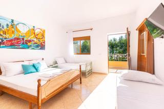 Radhima Sea View Studio Apt 7 - Kitchen, Parking & Balcony - 4
