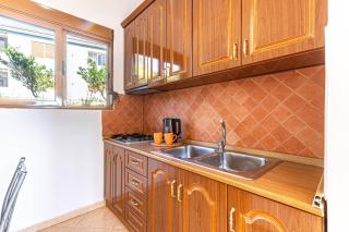 Radhima Sea View Studio Apt 9- Kitchen, Parking & Balcony - 5
