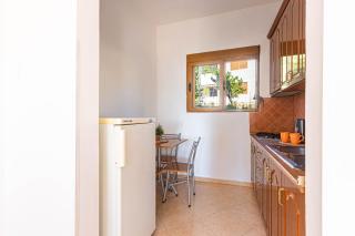 Radhima Sea View Studio Apt 9- Kitchen, Parking & Balcony - 4