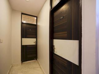HOTEL SILVERKEY NEAR LIC BUILDING MAIN RD KHODA NEXT TO SHYAM OIL - Noida - 0