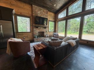 The Blaylock Cabin - 7