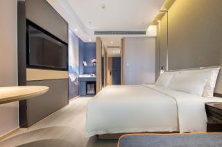 Atour Hotel Qingdao May Fourth Square Badaguan - 8