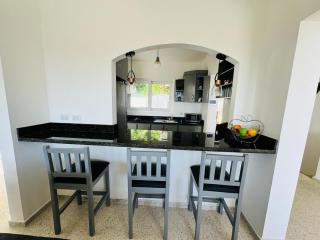 Casa Mango y Casa Jobo - Tropical Oasis with Mountain & Sea Epic views- Pool - Pool Table-10min drive to beach - 7