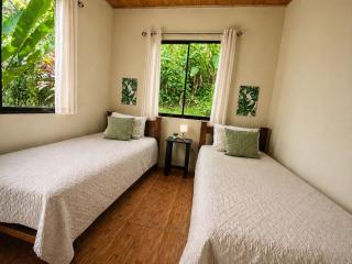 Cozy Cottage, Mountain view, Turrialba - 8