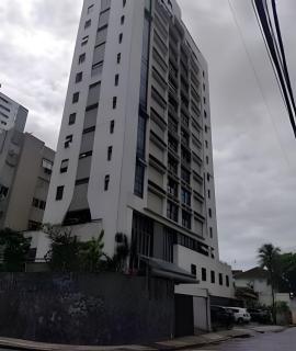 Apartamento com vista p Mar, e Piscina na Cobertura do Prédio - 1